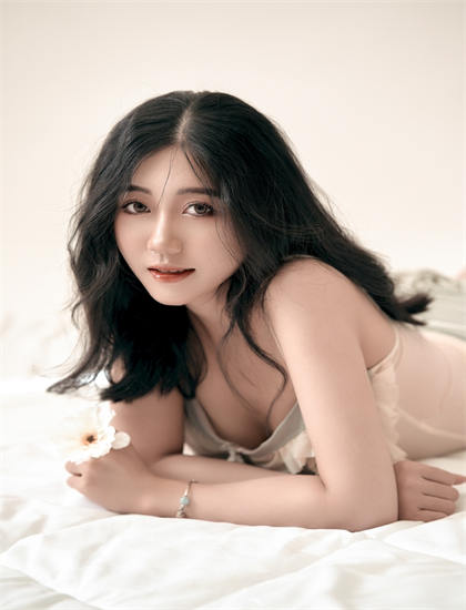 人物深度分析：命囧中的文化的传统元素与现代诠释 感受人物塑造的匠心